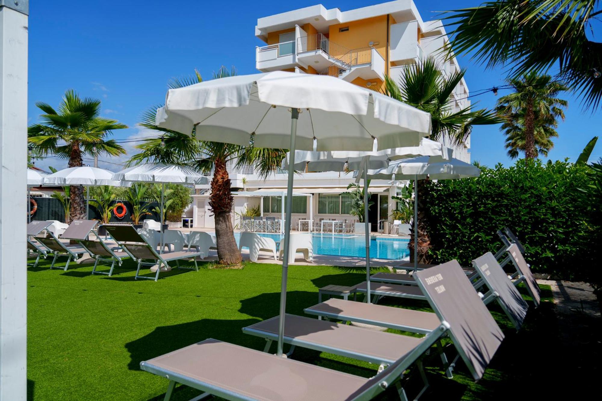 Hotel Belvedere Мартинсикуро Экстерьер фото